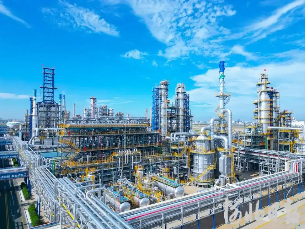 Chemical plant steel pipes